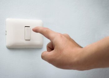 Automação residencial pode gerar economia de até 30% na conta de energia elétrica em Manaus