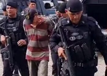 Homem é preso após fazer reféns e matar funcionária em shopping