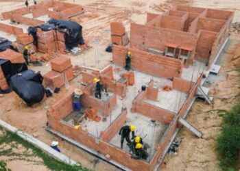 Governo do Amazonas publica edital para construção de mais 32 unidades habitacionais pelo Amazonas Meu Lar​