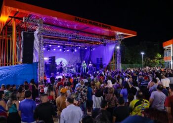 Casa de Praia Zezinho Corrêa recebe atrações musicais neste final de semana