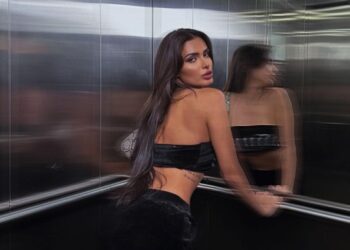 Fernanda Campos vende roupa de date com Neymar por R$ 10 mil