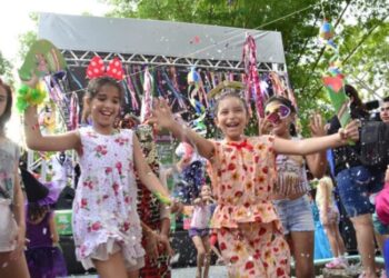 Em Manaus, juizado divulga regras para participação de crianças e adolescentes em eventos carnavalescos