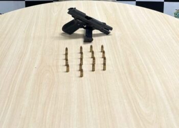 ‘Sem Coração’ é preso com arma e munições na avenida das Torres, em Manaus