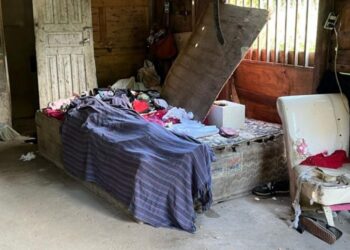 Mulher é encontrada morta dentro da própria casa, em Manaus