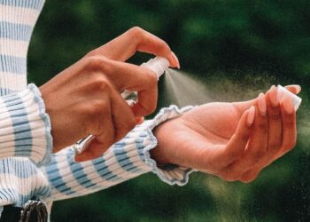 Dermatologista de Manaus orienta sobre repelente para combater o mosquito da dengue