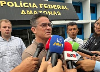 Urgente, PF realiza operação contra empresários que criaram áudio fake contra David Almeida