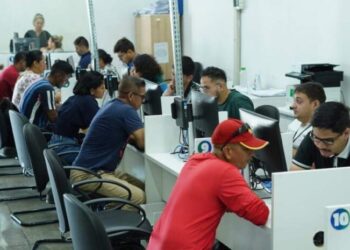 Sine Amazonas divulga 162 vagas de emprego para esta quinta-feira