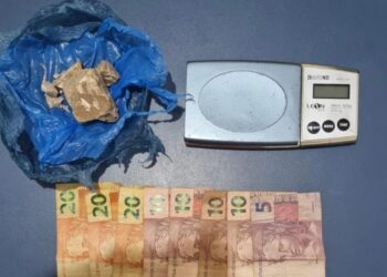 Homem é preso com crack, dinheiro e celulares no interior do AM