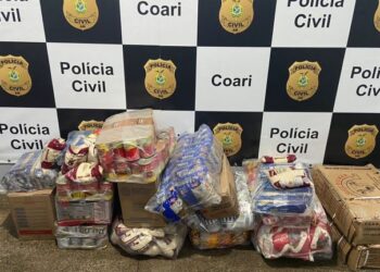 Funcionários públicos e empresário são presos pelo furto de merenda escolar em Coari
