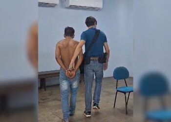 Homem que tentou matar esposa a facadas no interior do AM é preso