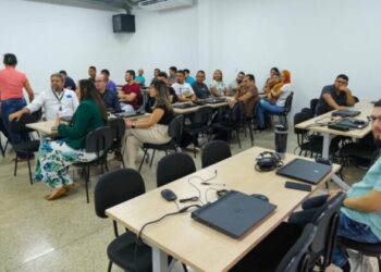 Samsung e etech promovem programa que vai qualificar 1,5 mil pessoas em Computação, Tecnologia e Gestão para a Indústria 4.0