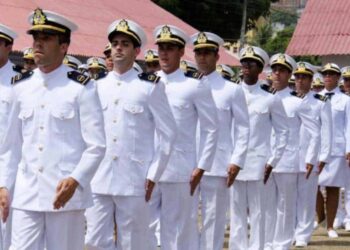 Marinha abre vagas para Oficiais Temporários em Manaus; saiba como se inscrever