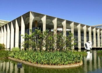 Itamaraty convoca encarregado da embaixada dos EUA para discutir sobre deportados