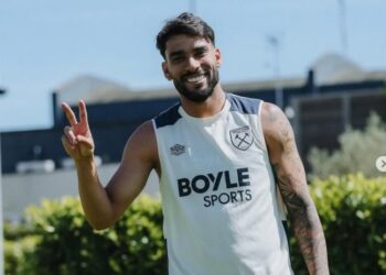 Dias após ser inocentado, Paquetá participa de amistoso do West Ham