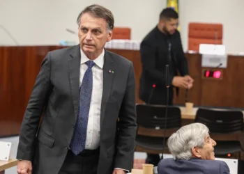 Familiares podem visitar Bolsonaro sem pedir autorização