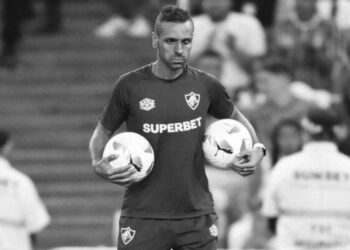 Diego Arantes, preparador físico do Fluminense, morre aos 38 anos