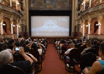 Festival Olhar do Norte 2025 acontece em setembro no Teatro Amazonas