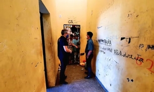 Cadeia de Uarini mantinha mulher e 45 homens em cela com espaço para oito