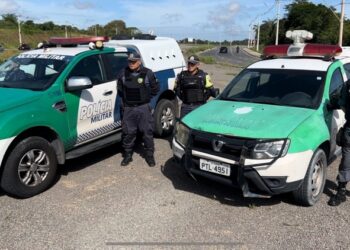 Homem é preso por ameaçar esfaquear homem na frente de criança no São José