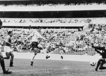 Morre Kunishige Kamamoto, considerado o melhor atacante do futebol japonês