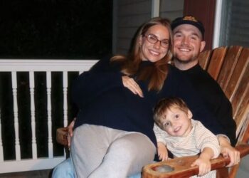 Marido de influenciadora fazia aposta esportiva enquanto filho se afogava