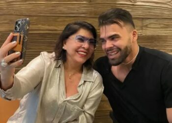 Roberta Miranda assume romance com rapaz 44 anos mais jovem