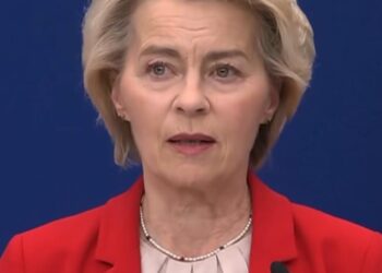 Rússia é suspeita de bloquear GPS de voo da chefe da União Europeia