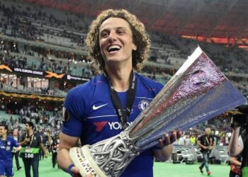 Leo Dias diz que David Luiz manteve amante em Londres durante fase no Chelsea