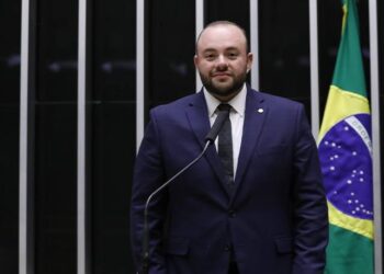 Fausto Jr. cobra governo e denuncia ‘enrolação’ na pavimentação da BR-319