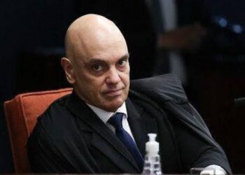 Moraes vota para condenar Bolsonaro por tentativa de golpe de Estado