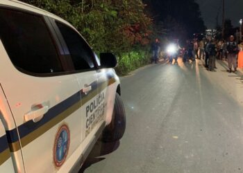 Homem morto a pedradas e facadas tem corpo encontrado ao lado de bilhete em Manaus