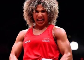 Rebeca Lima é campeã mundial de boxe em Liverpool