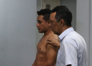 Homem é esfaqueado por namorado no Japiim durante crise de ciúmes