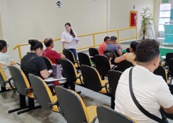 Prefeitura de Manaus convoca vacinadores para campanha antirrábica