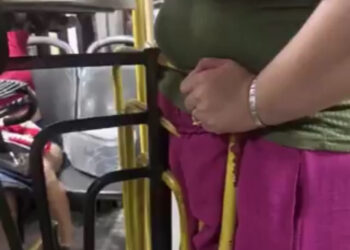 Mulher fica presa em catraca de ônibus em Manaus