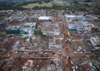 Paraná foi atingido por três tornados com ventos de até 330km/h