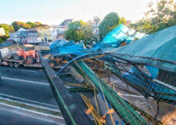 Prefeitura anuncia retomada da construção de passarela na Av. Torquato Tapajós